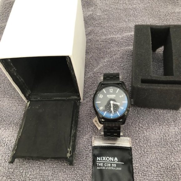 Nixon C39 Black SS Watch - Brand New with tags - Picture 2 of 8